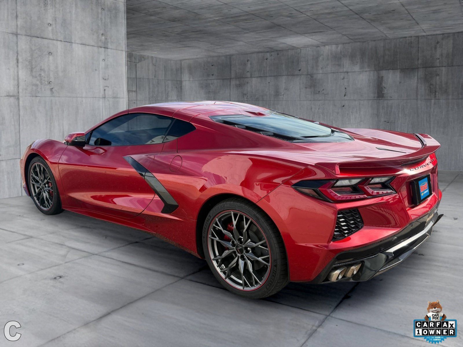 Used 2024 Chevrolet Corvette Stingray Preferred Cpe w/ Battery Protection Package RWD image 3