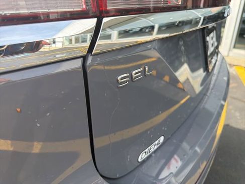 New 2026 Volkswagen Atlas SEL Premium R-Line AWD/4WD image 16
