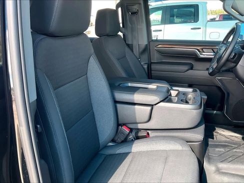 Certified 2024 Chevrolet Silverado 1500 RST image 8