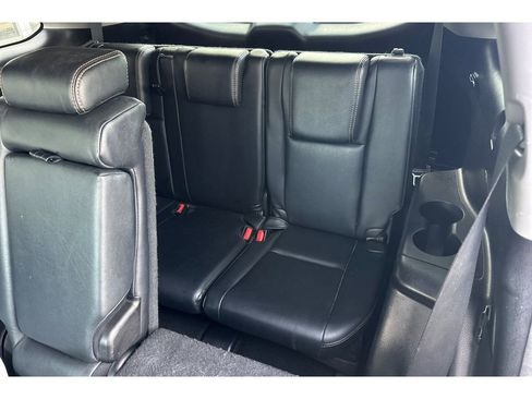 Used 2017 Toyota Highlander XLE image 17