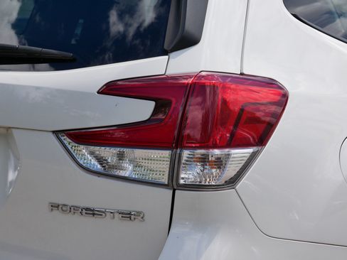 Used 2024 Subaru Forester Premium AWD/4WD image 17
