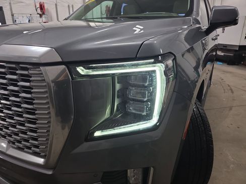 Used 2022 GMC Yukon Denali image 33