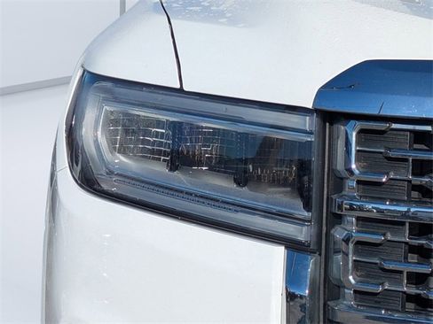 Used 2020 GMC Acadia Denali w/ Technology Package image 9