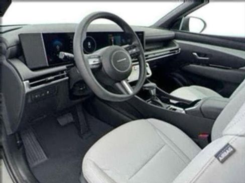 Certified 2025 Hyundai Santa Cruz SEL image 14