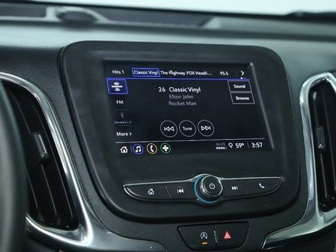 Used 2023 Chevrolet Equinox LT image 25