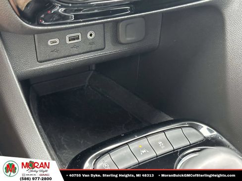 Certified 2023 Buick Encore GX Select w/ Sport Touring Package FWD image 27