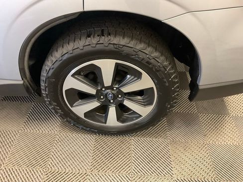 Used 2017 Subaru Forester 2.5i Premium w/ All-Weather Package AWD/4WD image 12
