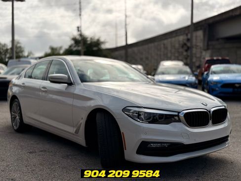Used 2018 BMW 530e RWD image 12