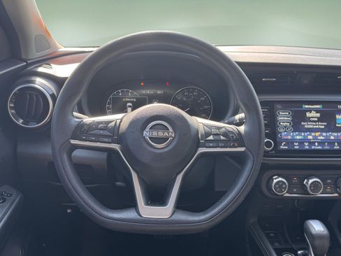 Used 2023 Nissan Kicks SV FWD image 14