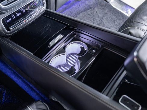 Used 2023 Mercedes-Benz Maybach GLS 600 4MATIC image 51
