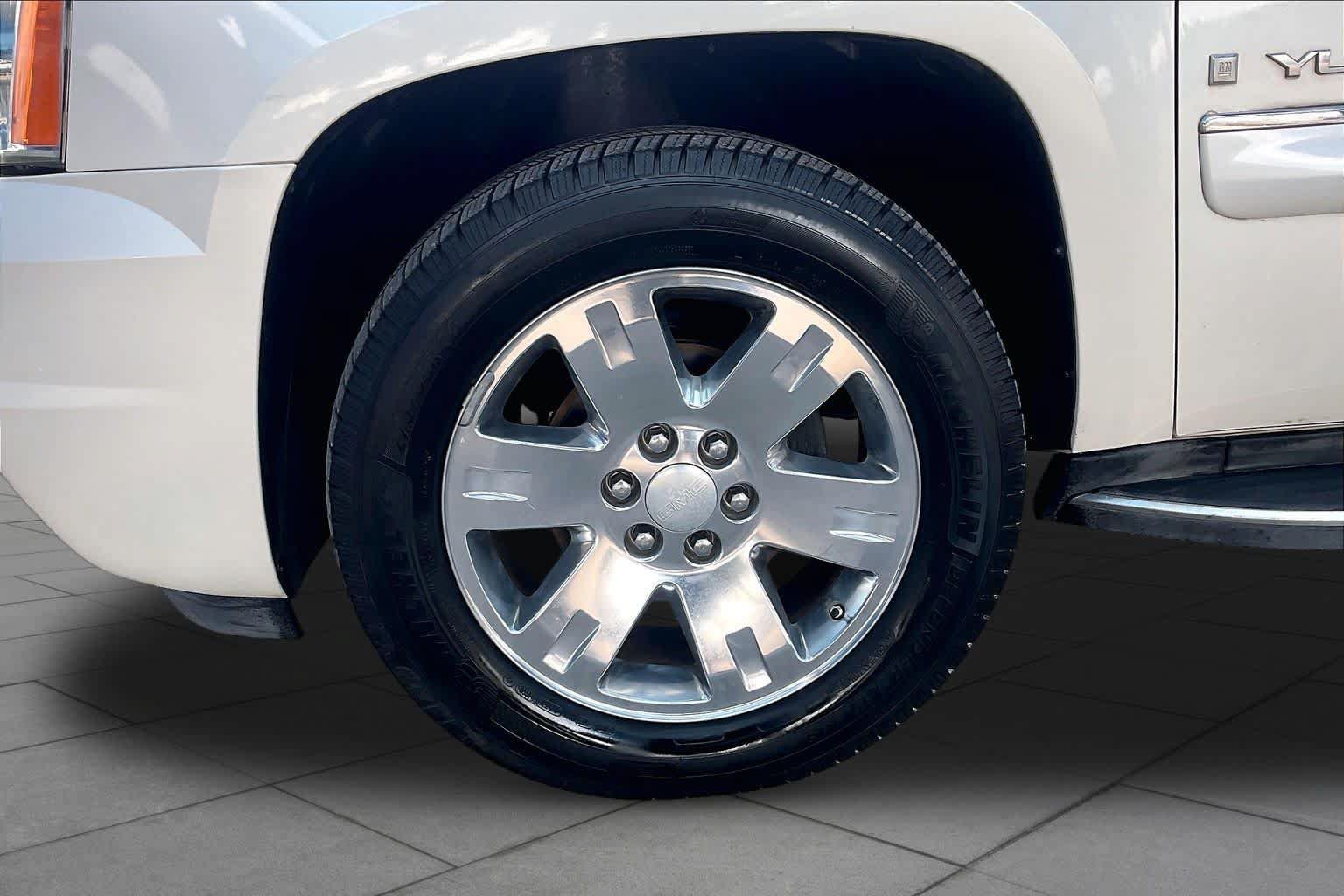 Used 2008 GMC Yukon SLT RWD image 10