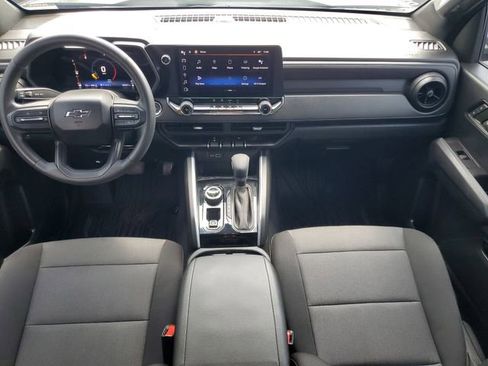Used 2023 Chevrolet Colorado Trail Boss AWD/4WD image 24