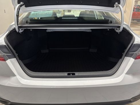New 2026 Toyota Camry SE image 24