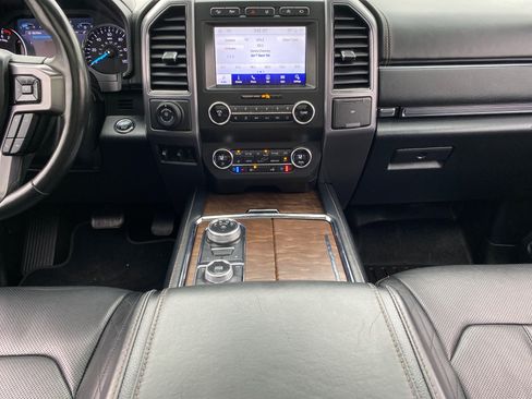 Used 2020 Ford Expedition Platinum image 13