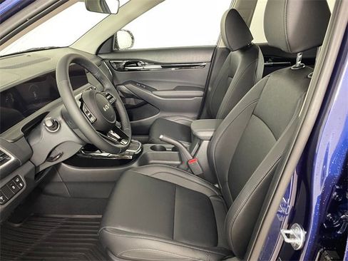 New 2026 Kia Seltos EX image 2