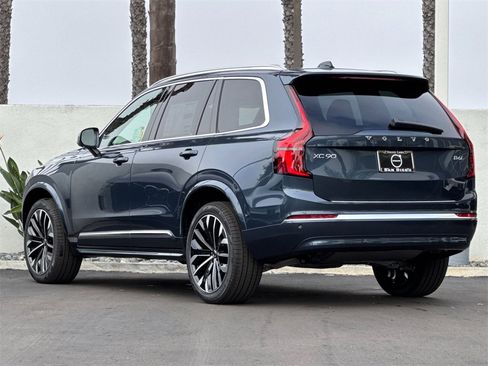 New 2026 Volvo XC90 B6 Plus w/ Protection Package Premier image 3