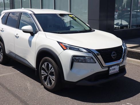 Certified 2023 Nissan Rogue SV AWD/4WD image 4