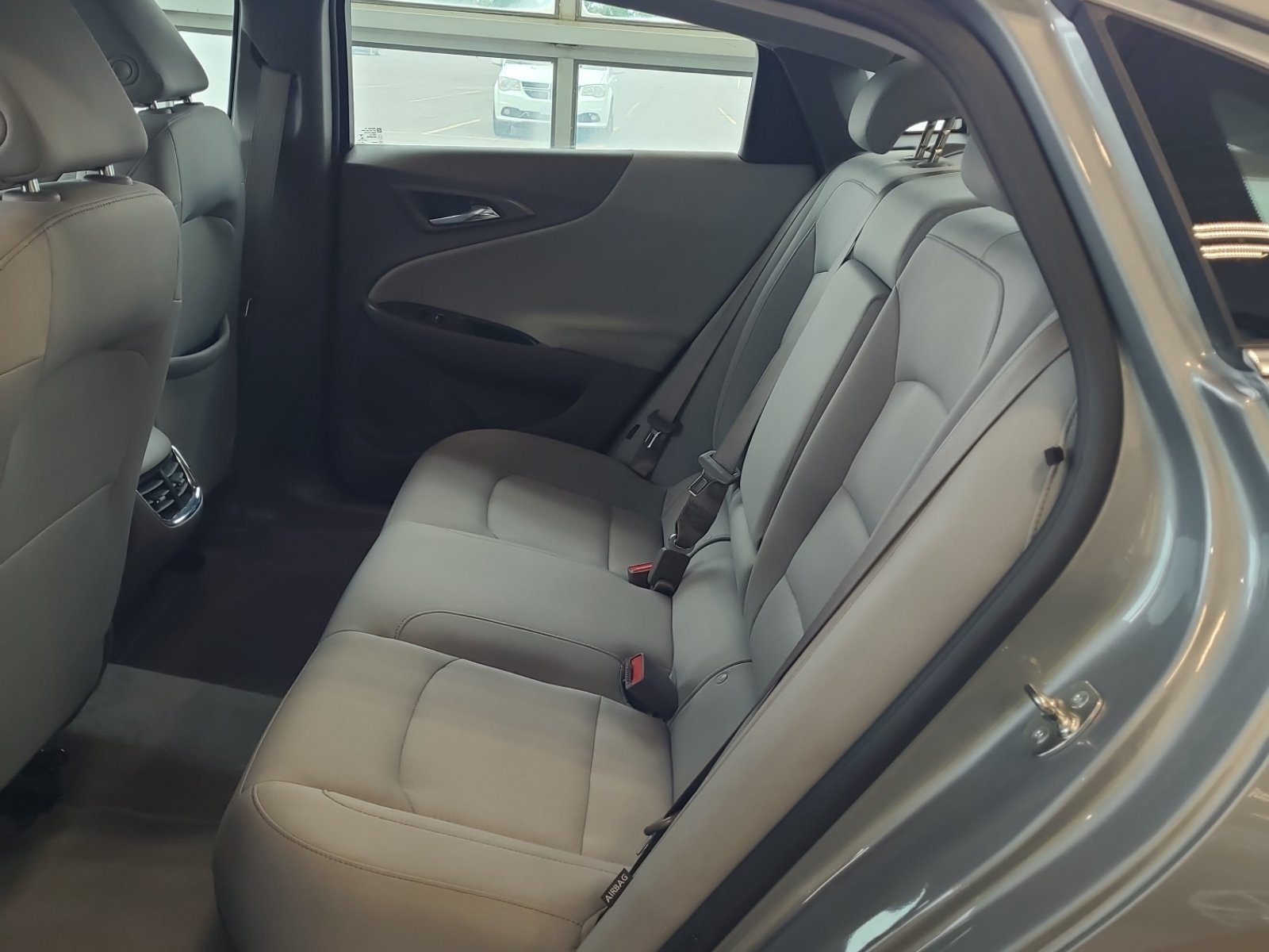 Used 2025 Chevrolet Malibu LT FWD image 9