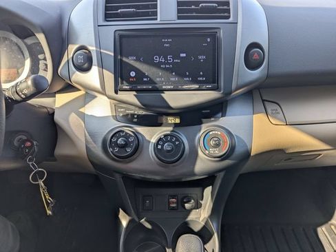 Used 2010 Toyota RAV4 4WD image 4