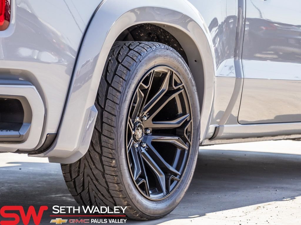 New 2025 Chevrolet Silverado 1500 RST AWD/4WD image 9