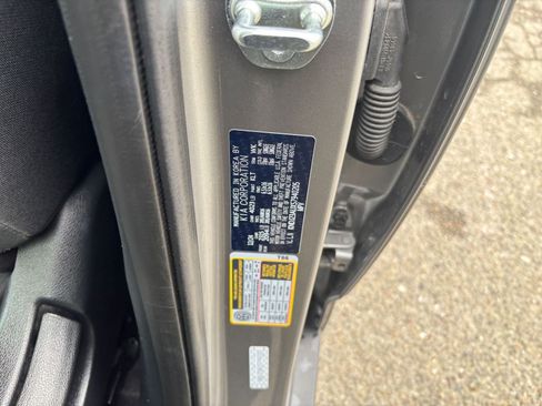 Used 2025 Kia Soul LX w/ LX Technology Package FWD image 29