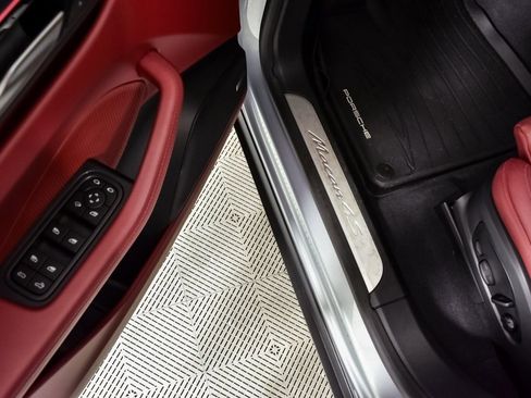 Certified 2025 Porsche Macan 4S Electric w/ Premium Package image 8