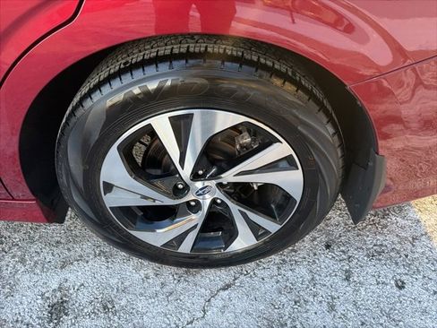 Used 2025 Subaru Legacy Premium image 17