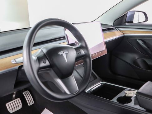 Used 2022 Tesla Model 3 Performance image 20