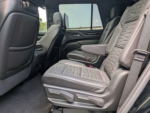 Certified 2023 Cadillac Escalade V w/ Heavy-Duty Trailer Package AWD/4WD image 14