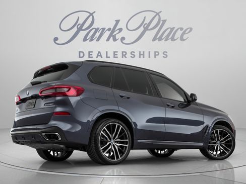 Used 2019 BMW X5 xDrive50i w/ M Sport Package AWD/4WD image 5