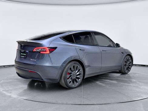 Used 2023 Tesla Model Y Performance AWD/4WD image 3