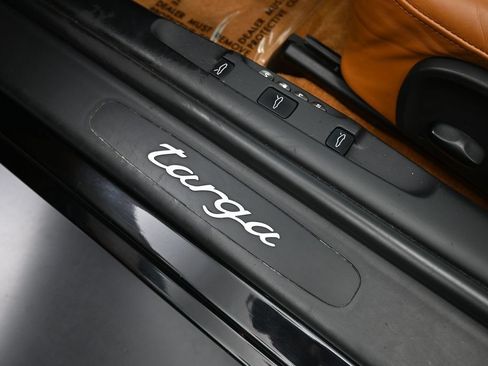 Used 2003 Porsche 911 Targa RWD image 22