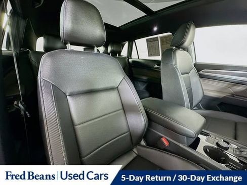 Used 2023 Volkswagen Atlas Cross Sport SEL AWD/4WD image 31