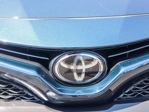 Certified 2020 Toyota Camry SE w/ Moonroof Package AWD/4WD image 13