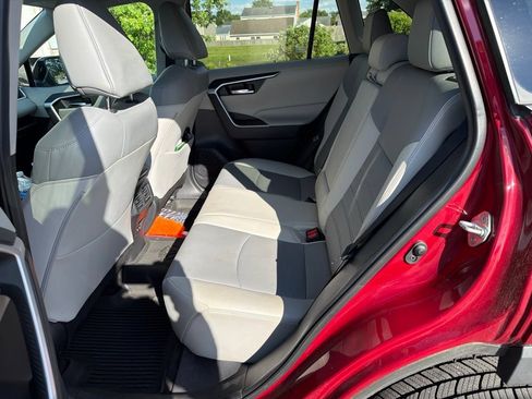 Used 2020 Toyota RAV4 XLE Premium AWD/4WD image 13