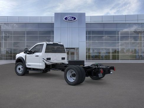 New 2026 Ford F550 4x4 Regular Cab Super Duty w/ XL Chrome Package image 4