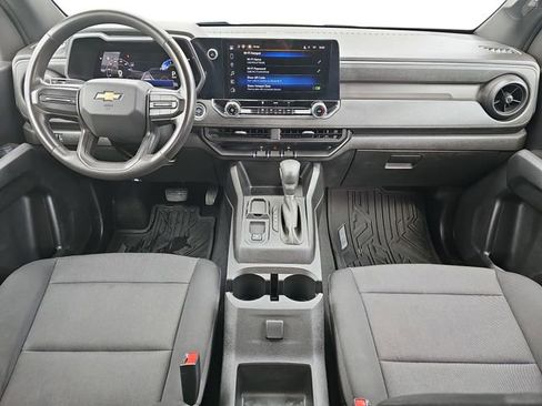 Used 2024 Chevrolet Colorado W/T RWD image 9