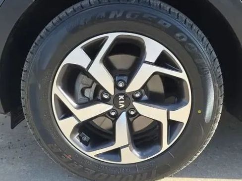 Used 2020 Kia Sportage LX FWD image 46