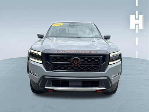 Used 2022 Nissan Frontier Pro-X RWD image 2