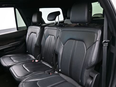 Used 2020 Ford Expedition Limited image 33