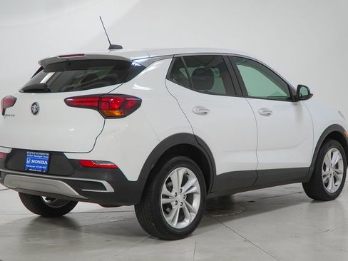 Used 2021 Buick Encore GX Preferred w/ Cold Weather Comfort Package AWD/4WD image 10