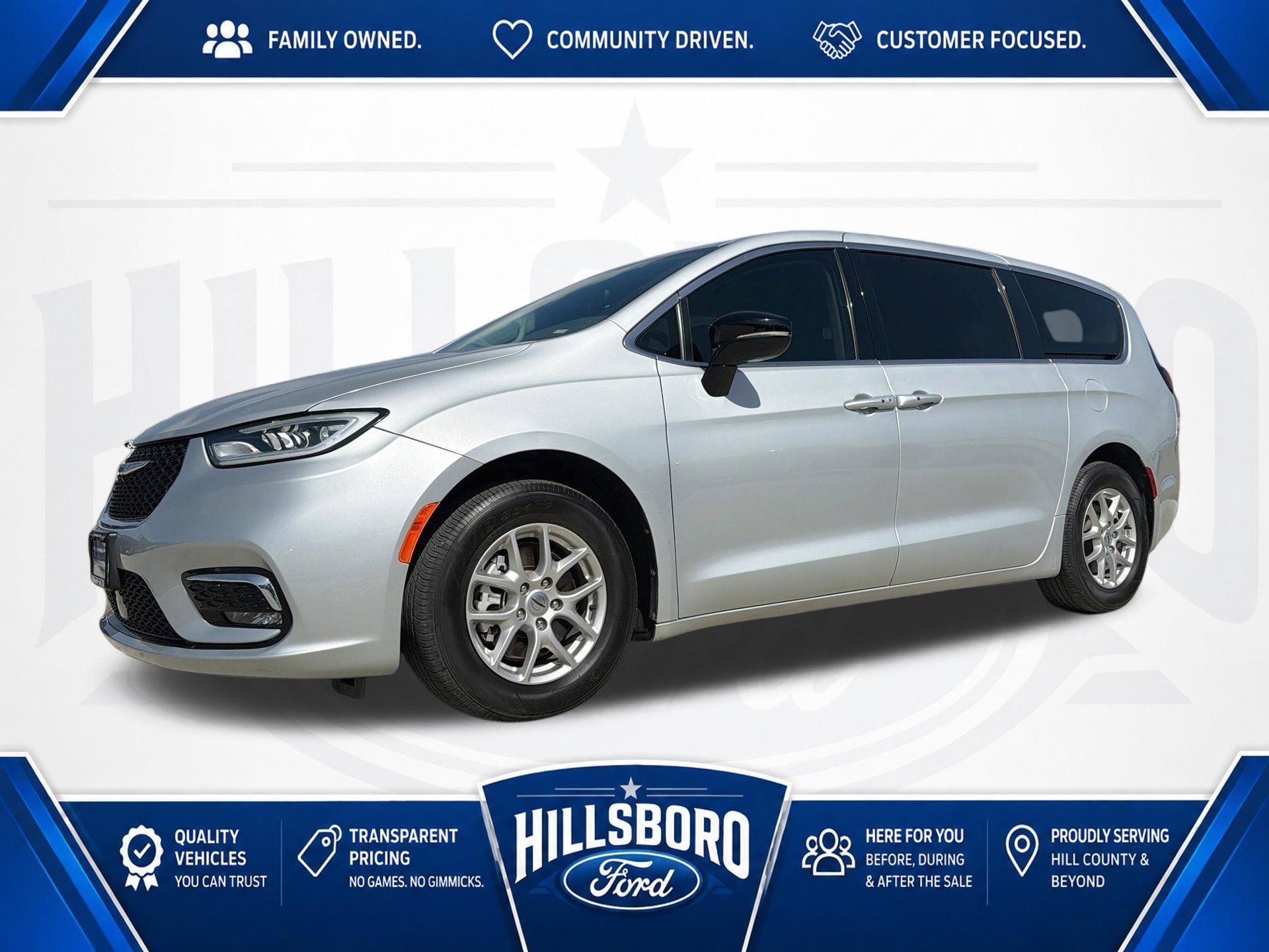 Used 2024 Chrysler Pacifica Touring-L FWD image 1