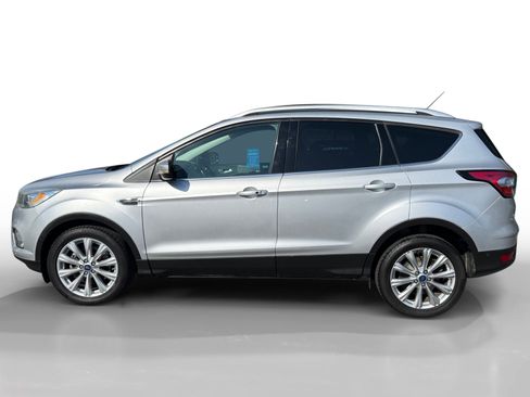 Used 2017 Ford Escape Titanium w/ Equipment Group 301A FWD image 2