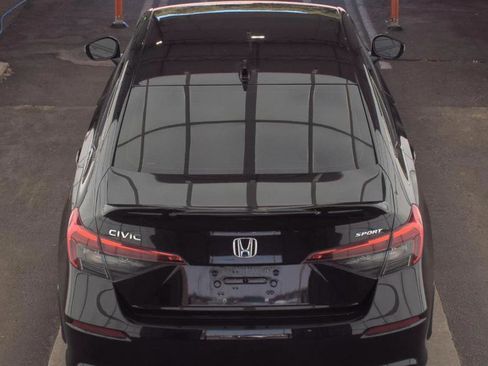 Used 2024 Honda Civic Sport image 6