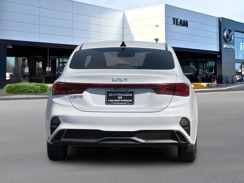 Used 2024 Kia Forte LXS FWD image 5