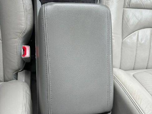 Used 2017 Buick Enclave Premium w/ Experience Buick Package image 32