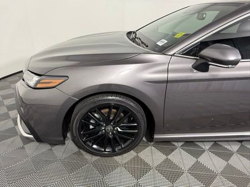 Used 2022 Toyota Camry XSE image 12