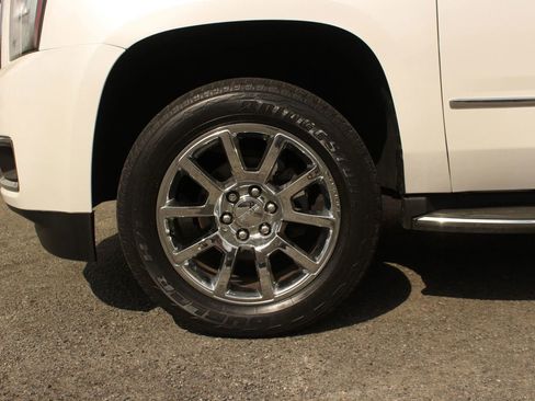 Used 2016 GMC Yukon Denali w/ Open Road Package image 3