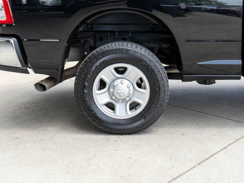 Used 2022 RAM 2500 Big Horn w/ Cold Weather Group AWD/4WD image 32