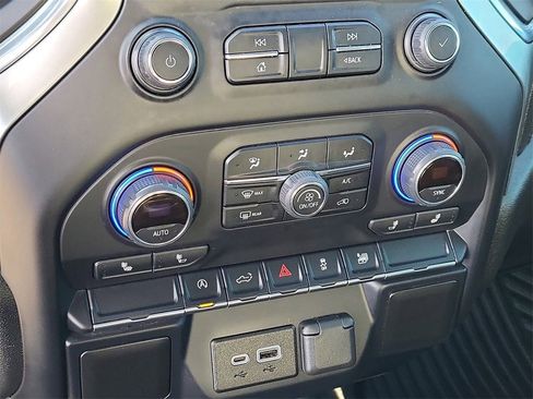 Certified 2022 Chevrolet Silverado 1500 RST image 24